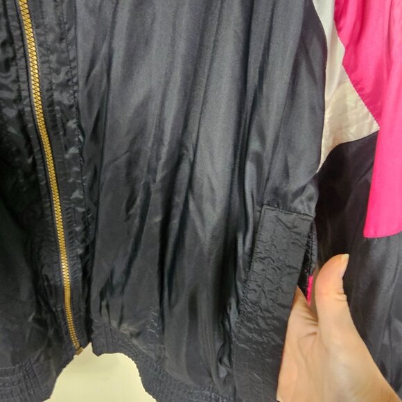 Vintage 90s Nike International Windbreaker Jacket M Pink & Black Retro Casual - Picture 6 of 12